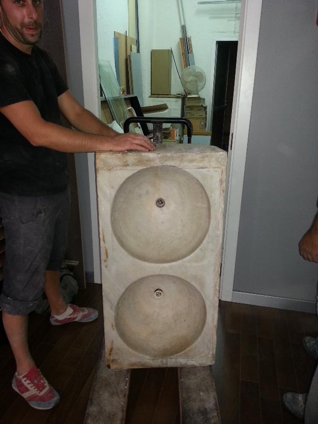 Se vende fregadero de marmol antiguo