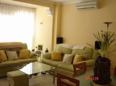 Apartamento con 3 dormitorios se vende en Estepona, Costa del Sol