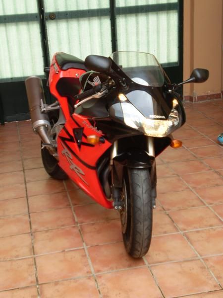 HONDA CBR 954 RR