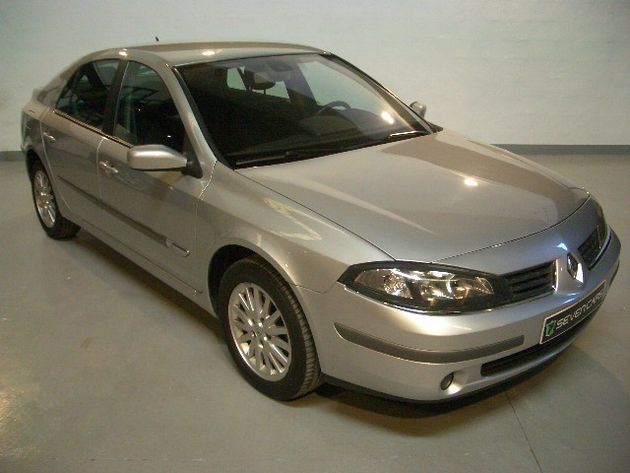 RENAULT LAGUNA Laguna 1.9DCI 130cv CON NAVEGADOR
