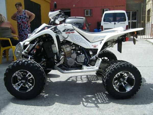 SUZUKI LTZ 400