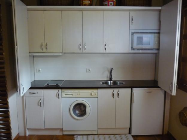 Se vende lote cocina completa y electrodomésticos