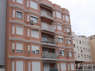 Apartamento con 3 dormitorios se vende en Estepona, Costa del Sol