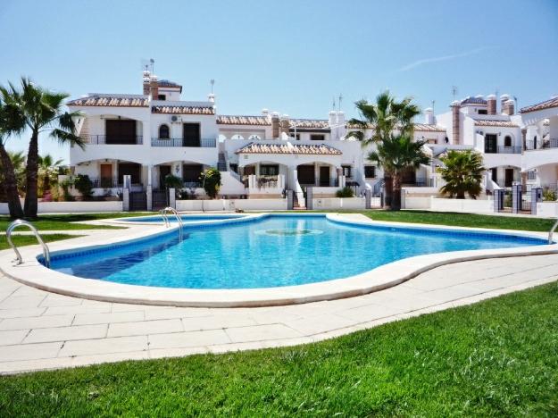 Apartment for Sale in Villamartin, Comunidad Valenciana, Ref# 2459692