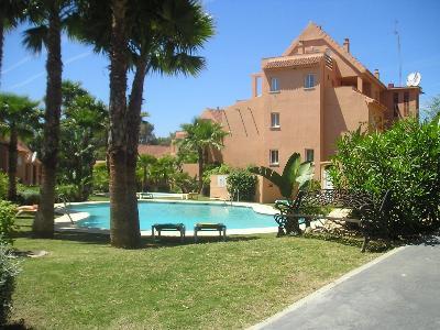 Paraiso de la Bahia, Casares Costa