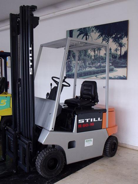 se vende carretilla elevadora electrónica, marca STILL