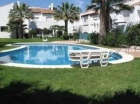 Adosado con 3 dormitorios se vende en Estepona, Costa del Sol - mejor precio | unprecio.es