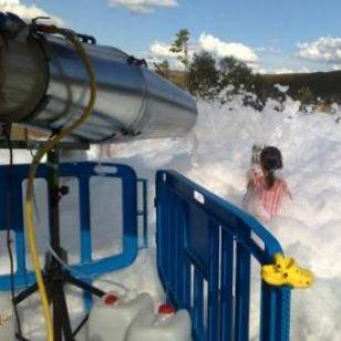 Fiesta de la espuma, castillos hinchables