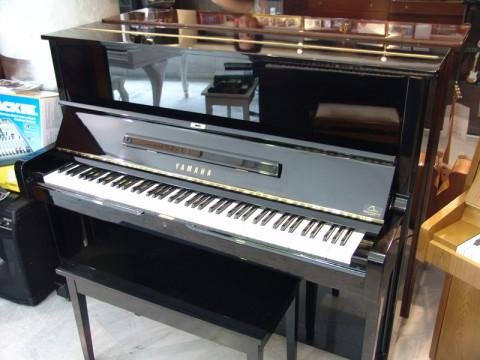 Yamaha U1