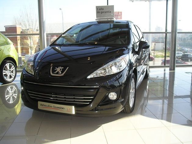 PEUGEOT 207  1.6HDI CONFORT