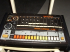 Caja de ritmos Roland TR-808 - mejor precio | unprecio.es