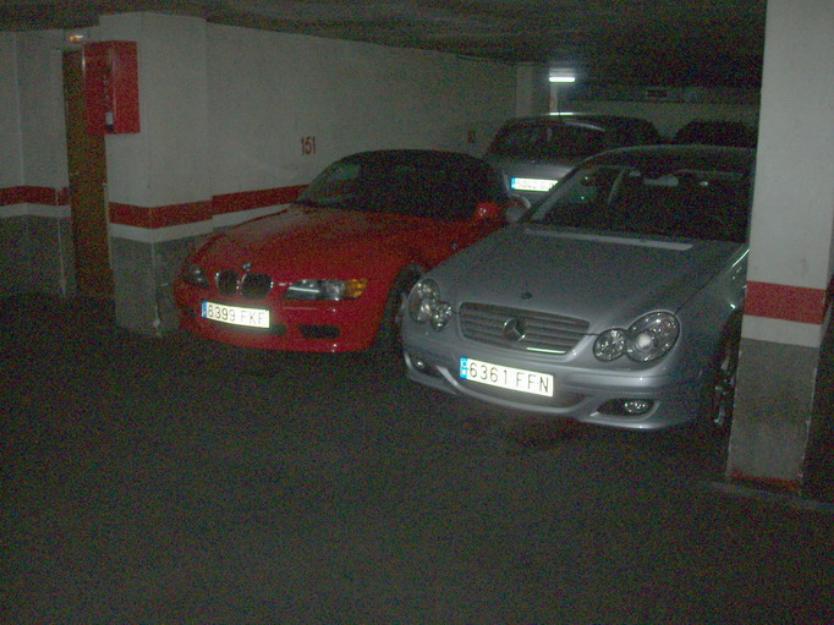 Se alquila plaza de parking mediana en eixample esquerra