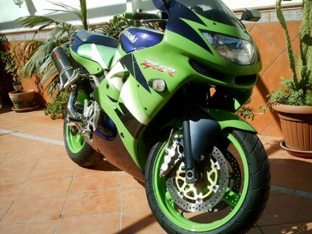 VENDO KAWA ZX6