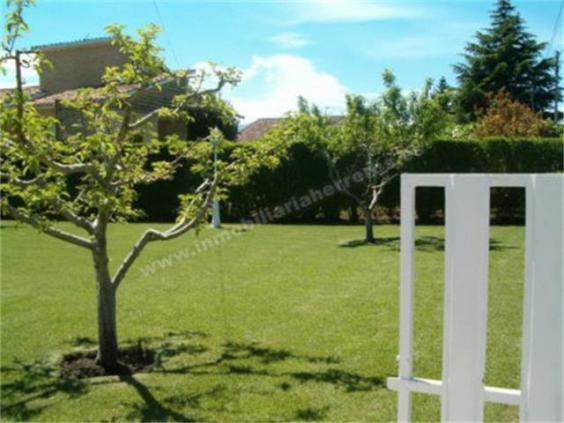 Chalet en Albelda de Iregua