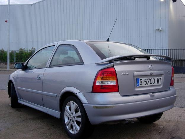 EN VENTA OPEL ASTRA 2.0 D.T.I. 16V