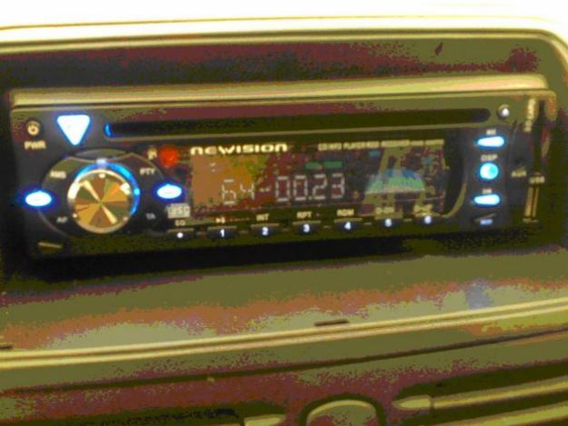 AUTORADIO CD y MP3 con  USB, nueva sin abrir