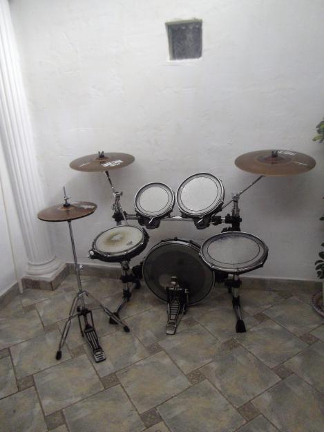 Vendo Batería acústica portátil Traps A400