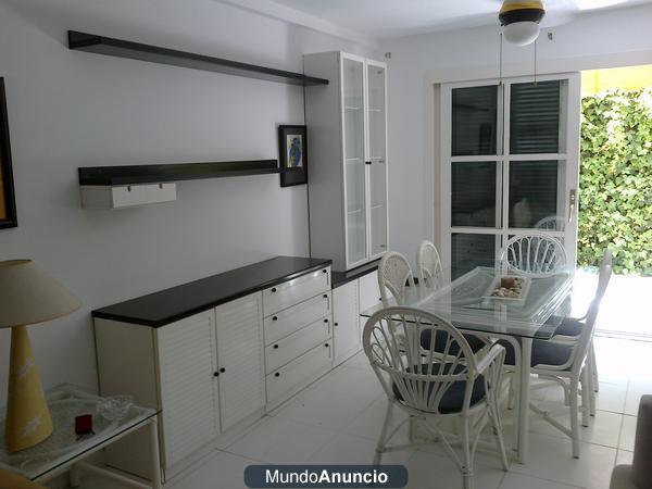 MUEBLE COMEDOR+MESA+SILLAS+SOFÁ CHAISELONGUE