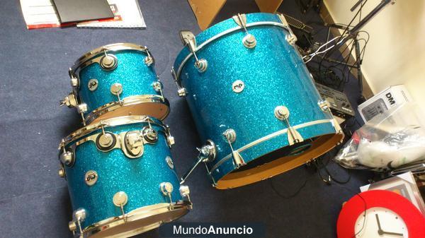 BATERIA DW COLLECTOR MUY BUEN ESTADO