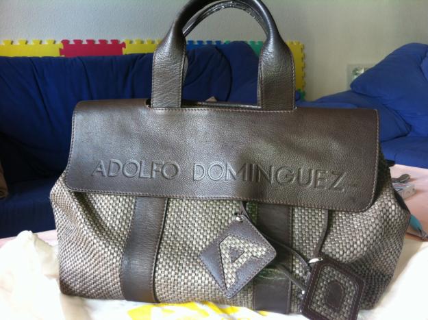 Se vende bolso Adolfo Domínguez