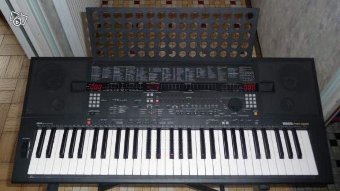 Yamaha psr-sq16