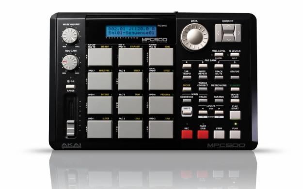 Akai mpc 500 +128mb ram + 4gb kingston