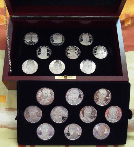 Colección de 19 medallas plata pura Reyes de España