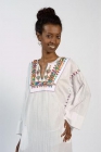 Vestido galabya bordada a mano en Israel por mujeres de Ethiopia - mejor precio | unprecio.es