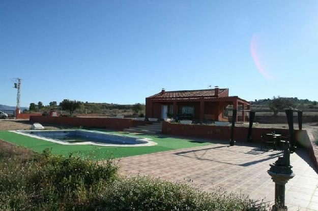 Chalet en venta en Pinoso, Alicante (Costa Blanca)