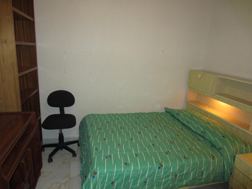 2 habitaciones libres ya para pareja o chicas