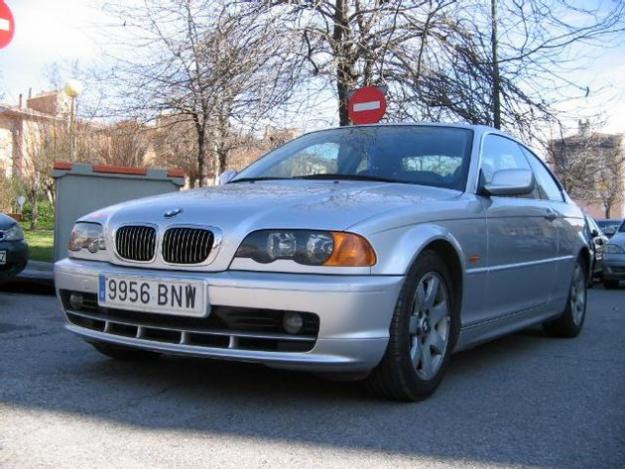 Venta de coche BMW 325 CI 192cv '02 en Madrid