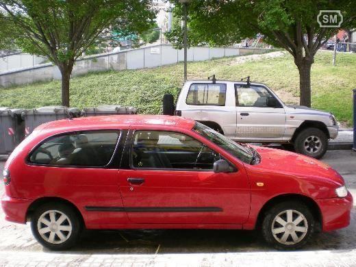 Nissan Almera 1.6 SR, 100 cv,  Año 1999,   Precio   2000 €