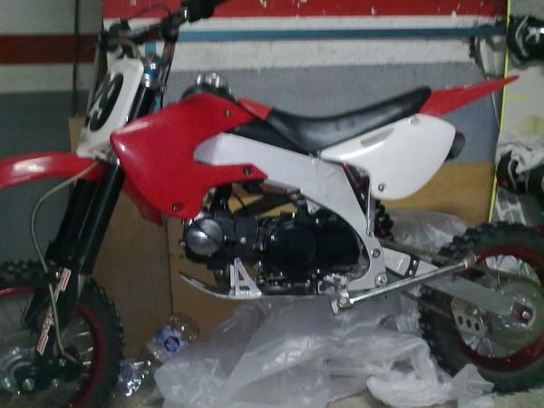 Vendo Pit bike 125cc 4 tiempos.