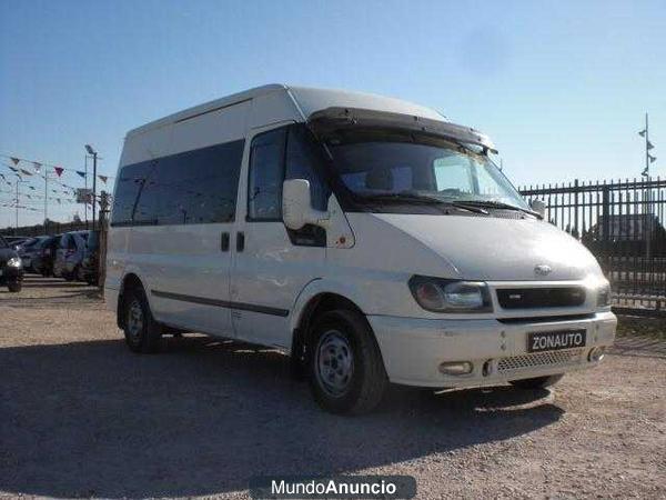 Ford Transit 9 PLAZAS COMBI