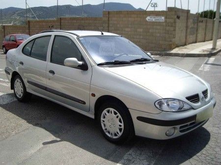 RENAULT MEGANE CLASIC.1.4.16V.CENTURY - Alicante