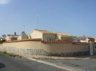 Chalet con 3 dormitorios se vende en Torrevieja, Costa Blanca - mejor precio | unprecio.es