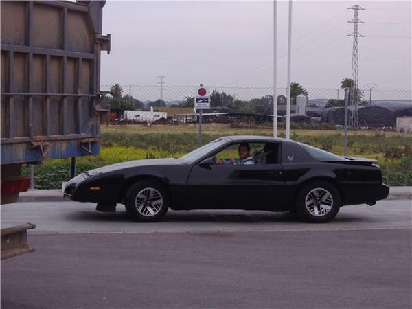 pontiac firebird 3.1 140 cv