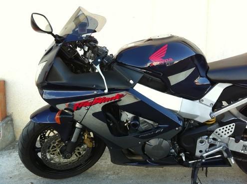 Honda cbr 900 fireblade