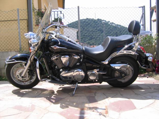 MOTOCICLETA  KAWASAKI VN-900 CON 5800 KM