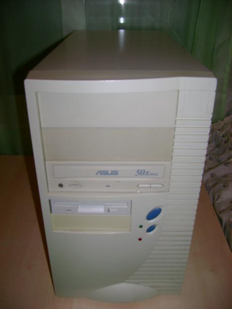 Ordenador Intel Pentium III CPU 601MHz