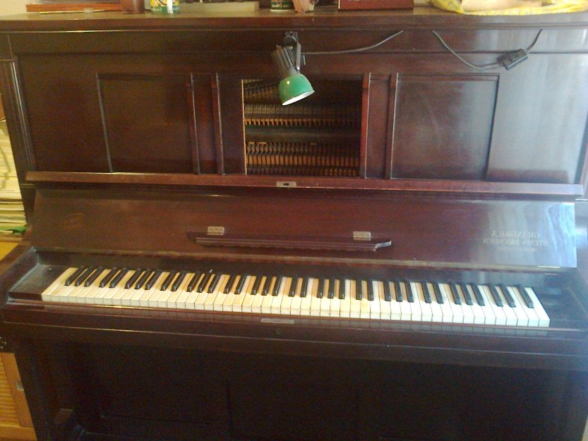 Vendo piano de segunda mano