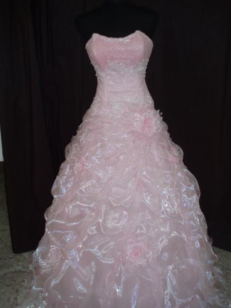 VESTIDOS DE QUINCEAÑOS 250€ A ESTRENAR