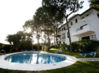 Adosado con 3 dormitorios se vende en Marbella, Costa del Sol - mejor precio | unprecio.es