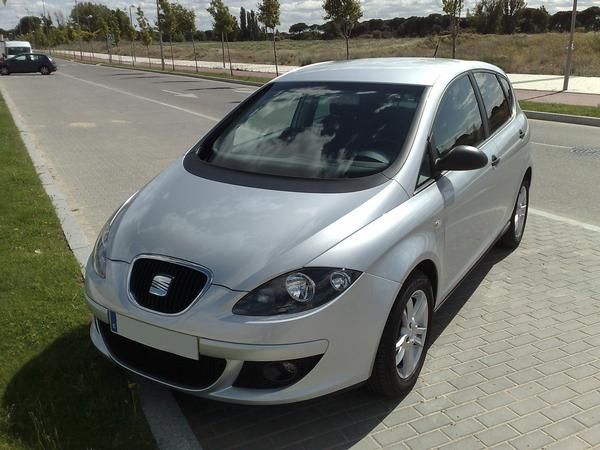Vendo Seat Altea NUEVO 2 años garantia oficial