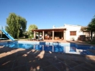 Chalet con 4 dormitorios se vende en Marbella, Costa del Sol - mejor precio | unprecio.es