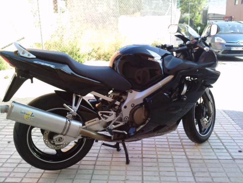 Honda cbr 600f 2005 , perfecto estado