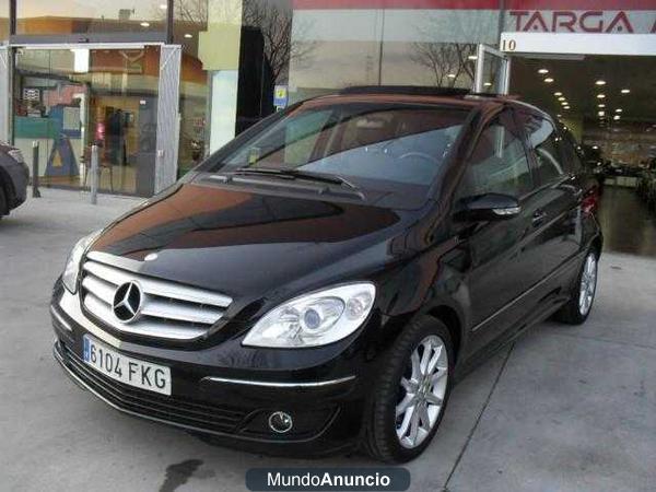 Mercedes-Benz B 200 CDI SPORT - (RESERVADO)