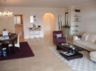 Apartamento con 2 dormitorios se vende en Mijas Costa, Costa del Sol - mejor precio | unprecio.es