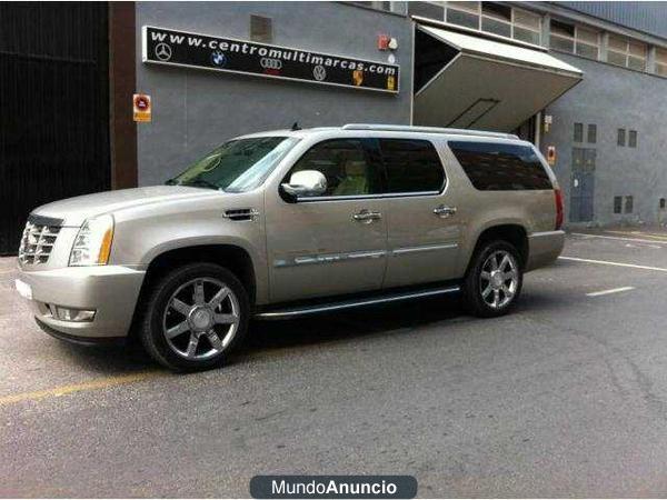 Cadillac Escalade 6.0 V8 SPORT LUXURY
