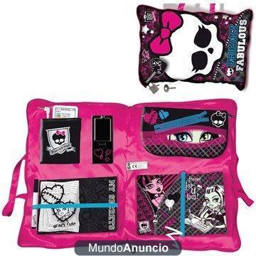 IMC toys - 870 031 - Muñecas y Mini Doll - Almohada Secret - Monster High ()